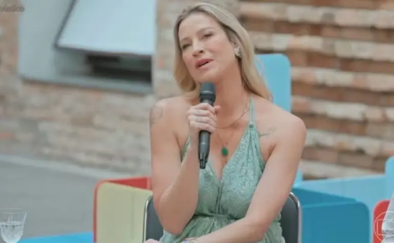 Luana Piovani em participação no Pode Perguntar