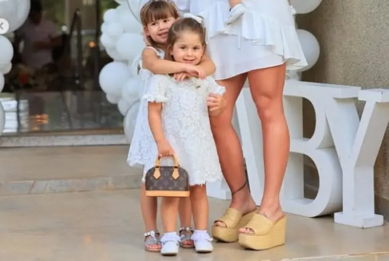 Maria Alice e Maria Flor