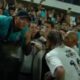 Neymar discute com torcedor