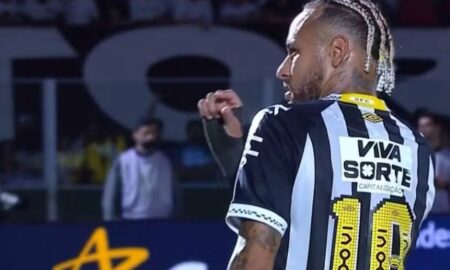 Neymar, do Santos,