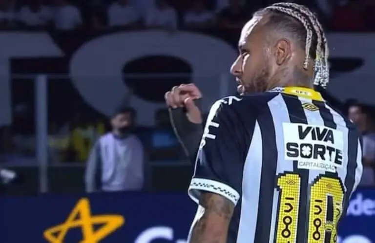 Neymar, do Santos,