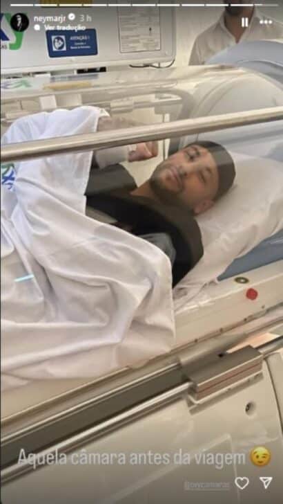 Neymar mostra recuperação com câmara hiperbárica