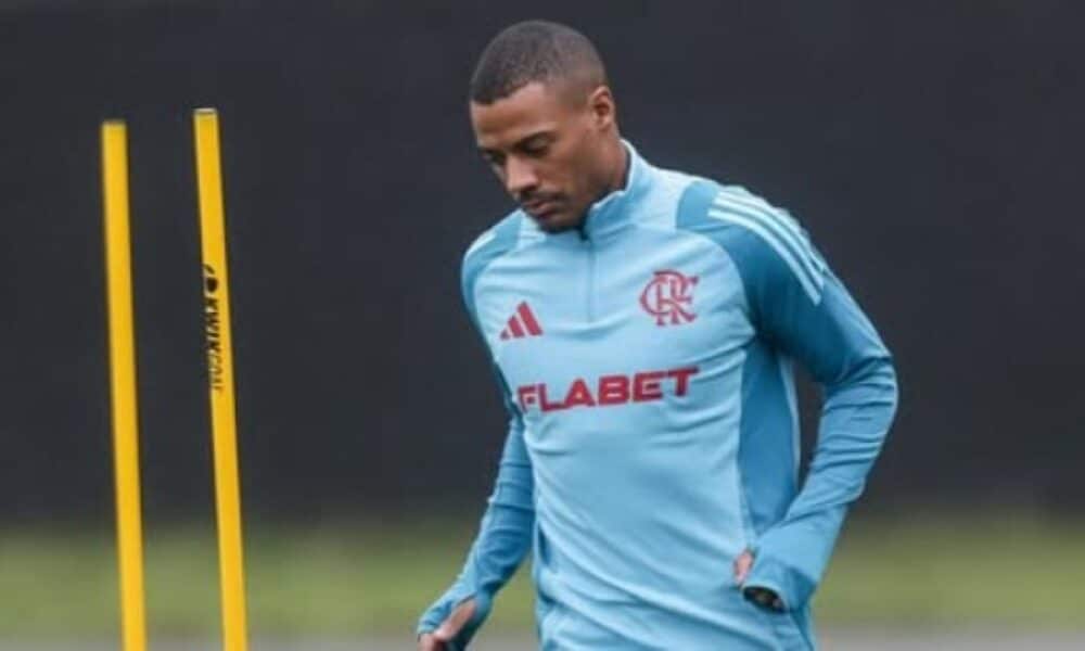 Saúl Ñíguez e Tobias chegam ao Flamengo em meio à polêmica com De La Cruz