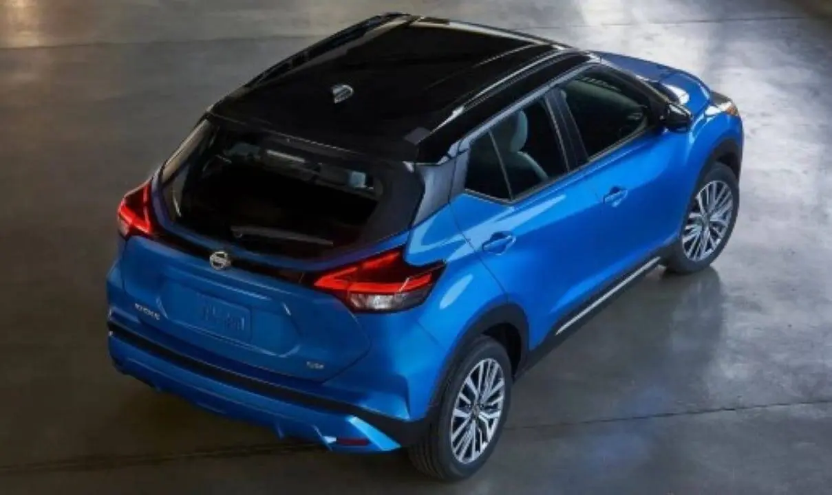 Nissan Kicks Play