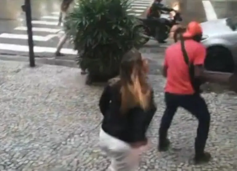 Sandra Mathias Correia de Sá