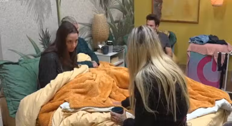 Tali analisa Carol