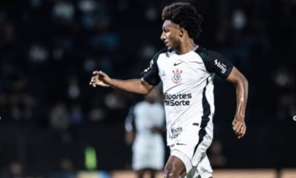 Corinthians supera Ceará com jogada decisiva de Carrillo e gol de Talles Magno no Brasileirão