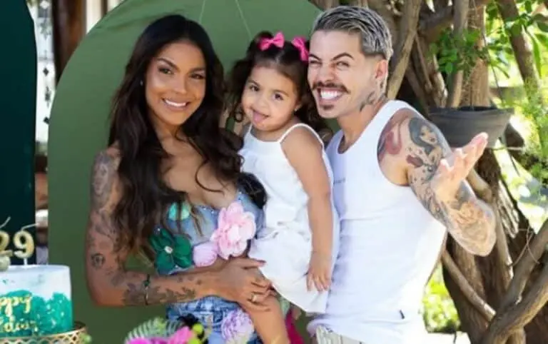 Tays Reis filha e Biel