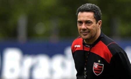 Luxemburgo critica postura de Filipe Luís e alerta para desvalorização de Pedro no Flamengo