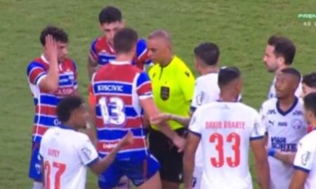 Var confirma gol de empate do Bahia