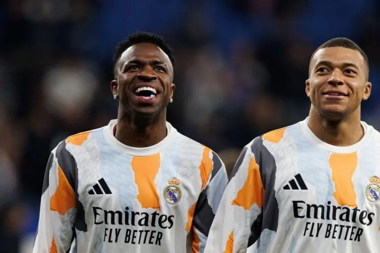 Vinicius Junior e Kylian Mbappe