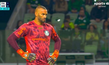 Weverton salva palmeiras