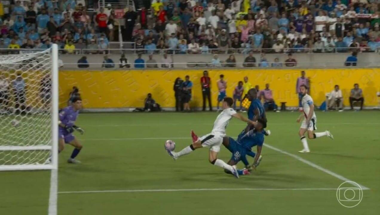 Extra time heats up: Foden equalises Al-Hilal v Manchester City 3-3 at Club World Cup