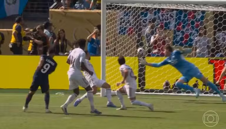 golaço ramos psg