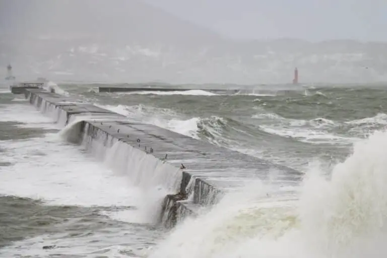 tsunami