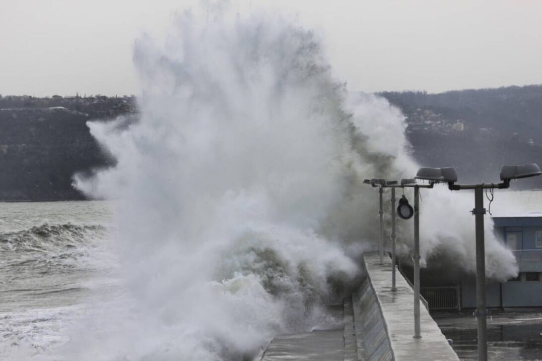 tsunami