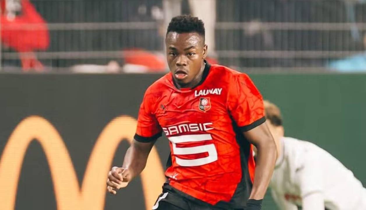 Andrés Gómez em ação pelo Rennes