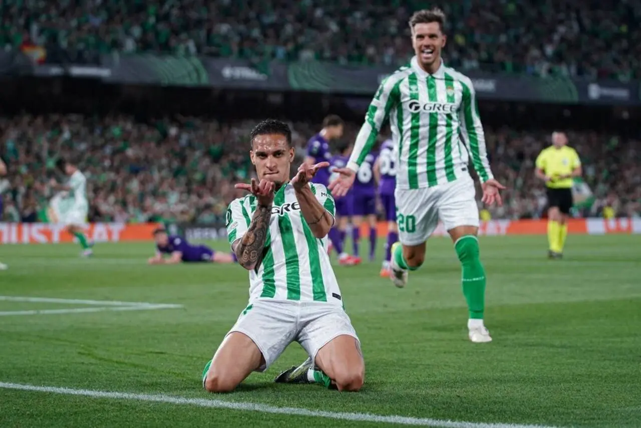 Antony pelo Betis