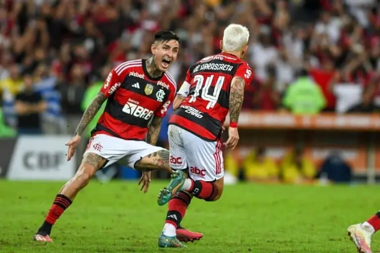 Arrascaeta e Pulgar