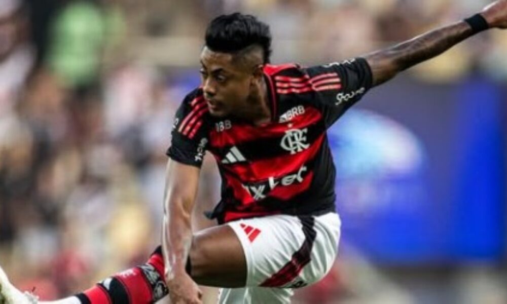 Derrota do Palmeiras para o Mirassol faz Flamengo igualar liderança e acirra reta final do Campeonato