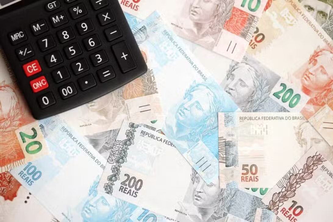 Calculadora, dinheiro