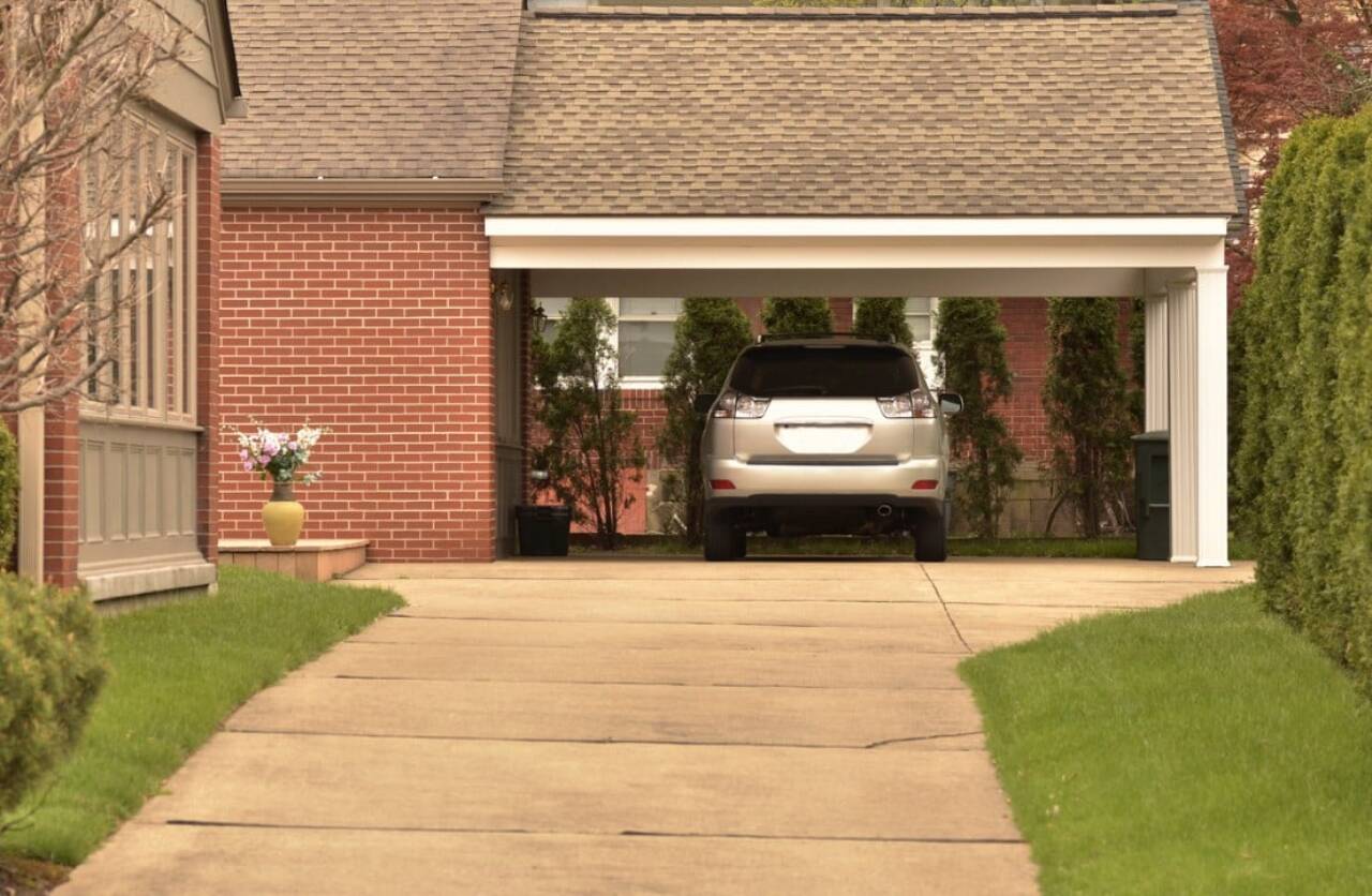 US city cracks down on drivers hiding cars to evade taxes