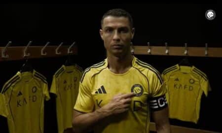 Cristiano Ronaldo apresenta novo uniforme do Al-Nassr