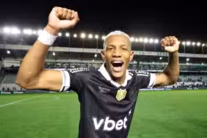 Il Flamengo cerca rinforzi specifici sul mercato e valuta Danilo do Botafogo