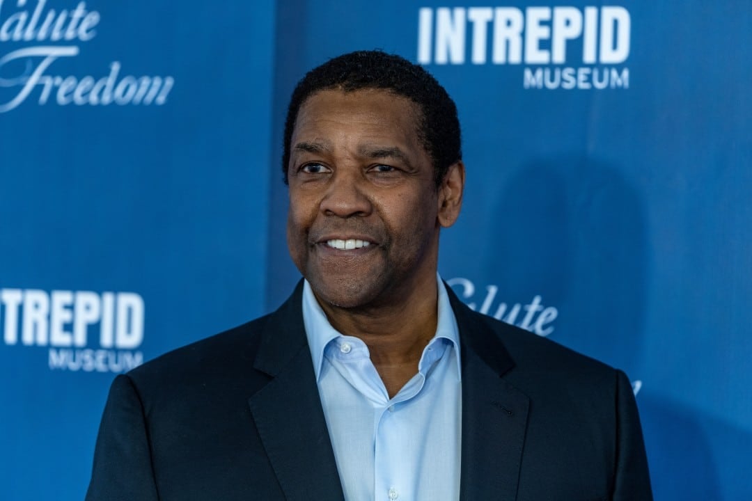 Denzel Washington reflete sobre sucesso: “Se ora por chuva, também lida com lama”
