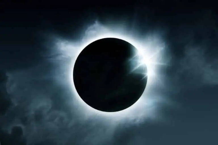 Eclipse lunar total