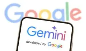 ينشئ الذكاء الاصطناعي من Google صورًا واقعية لعناق المشاهير للجماهير