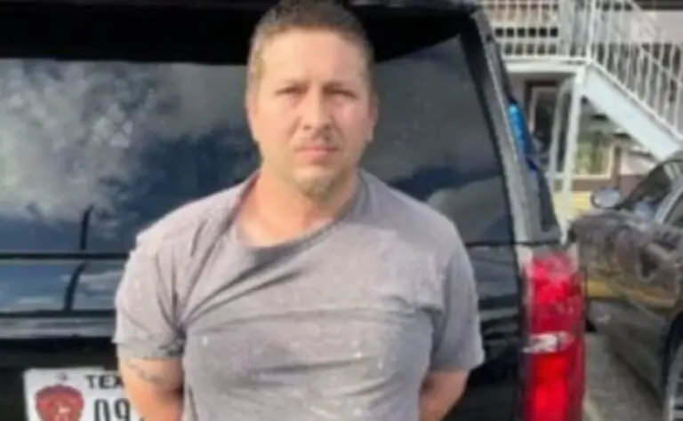Homem preso por estupro nos EUA
