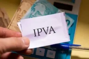 Benefício do IPVA 2026: como solicitar a isenção e quem tem direito por estado
