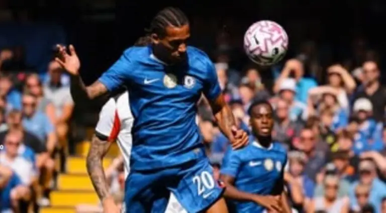 Jõao Pedro marca para o Chelsea