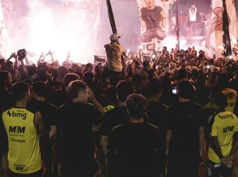 Jogadores e Torcida do Atlético-MG