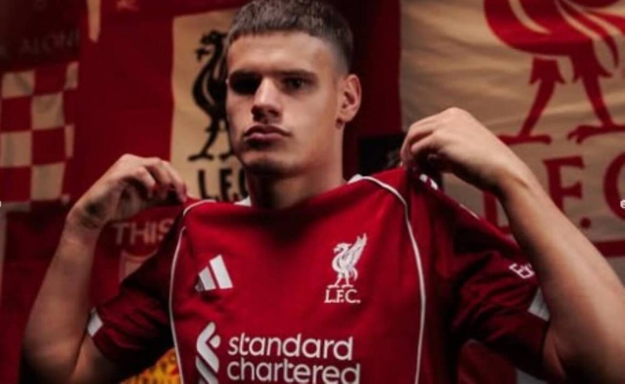 Começa hoje: Premier League 2025/26 tem Liverpool x Bournemouth na abertura