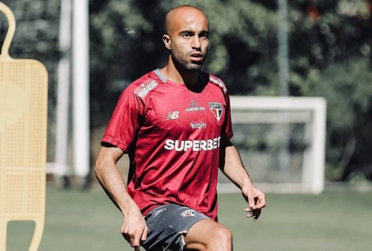 Lucas Moura joga hoje? São Paulo x Vitória: onde assistir ao vivo no Brasileirão ás 18h30 e prováveis escalações