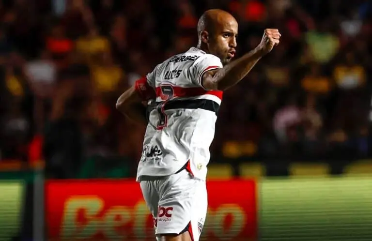 Lucas Moura