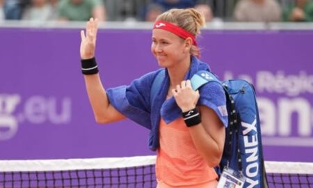 Marie Bouzková brilha e elimina Bia Haddad Maia nas oitavas do WTA Monterrey