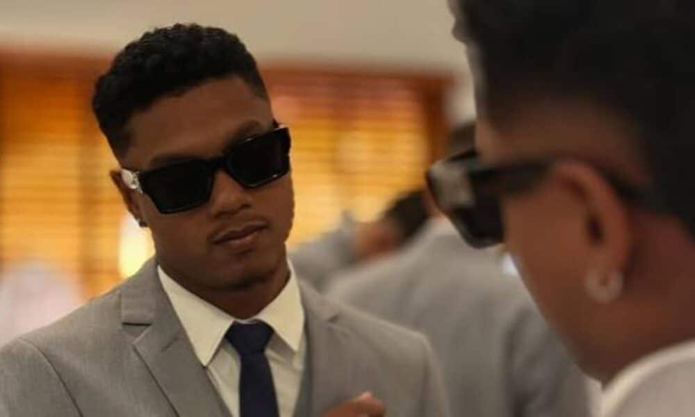 Vasco acerta empréstimo de Matheus França e Grêmio confirma retorno de Arthur para 2025