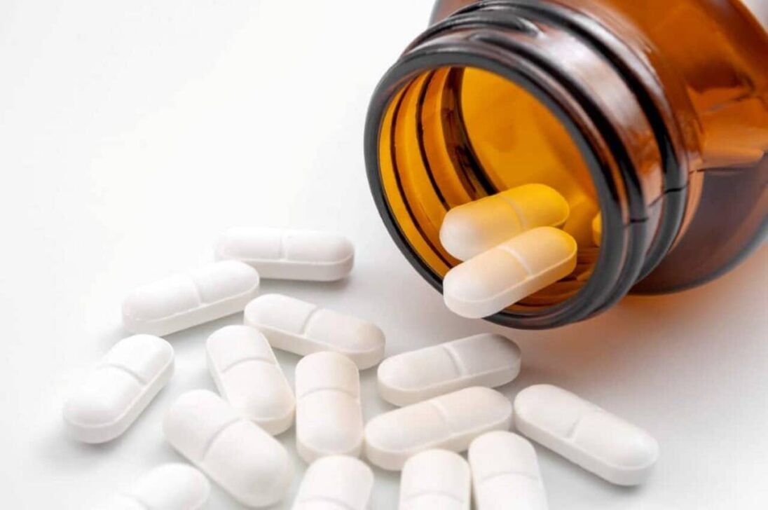 Medicamento oral