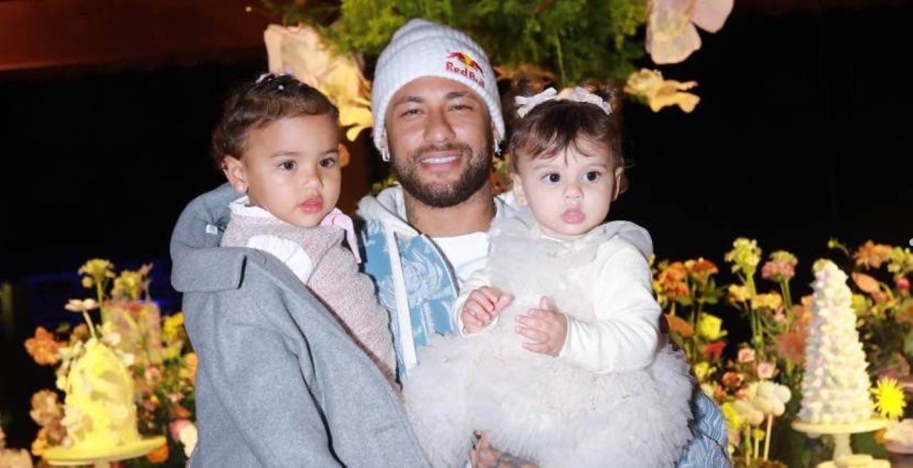 Neymar e filhas