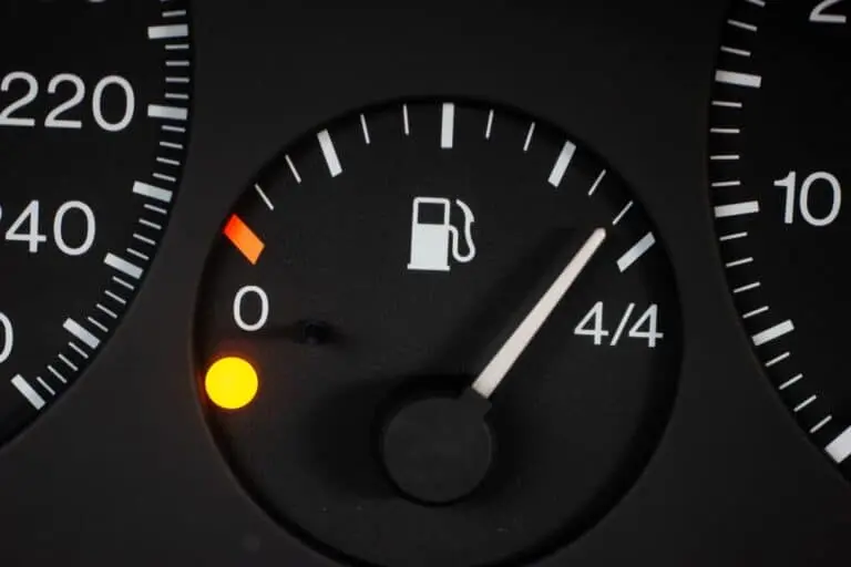 Painel de carro, consumo de combustível