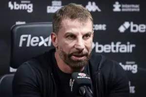 Pedrinho rebate Bap do Flamengo sobre venda da SAF do Vasco e fala em ‘paixão louca’