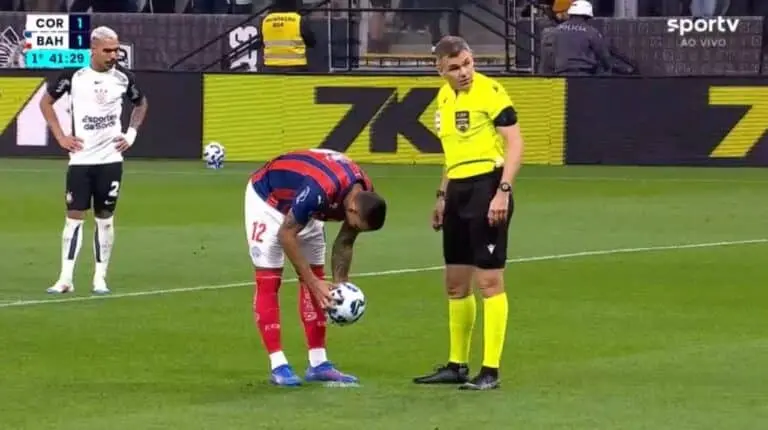 Penalti Bahia