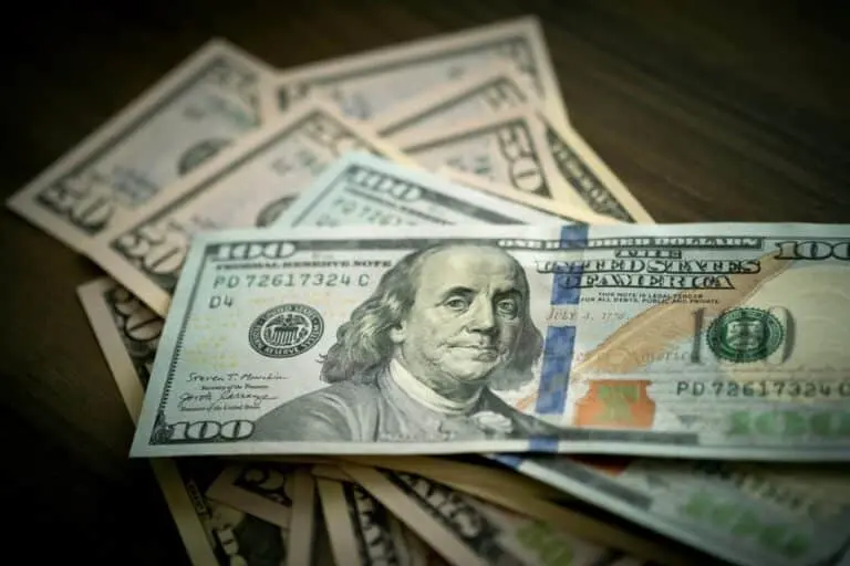 Pilha de Dólar