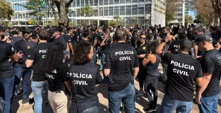 Policiais civis