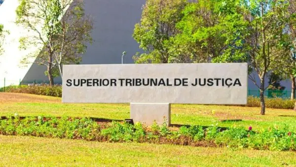 STJ