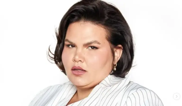 Thais Carla