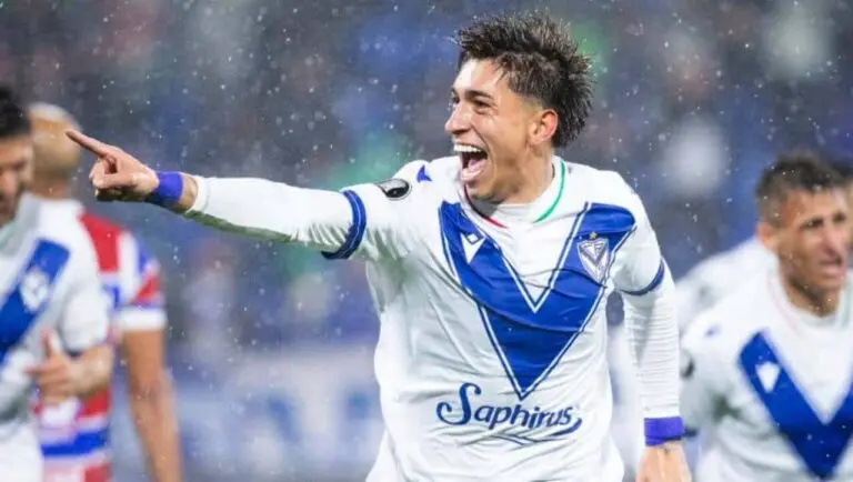 Vélez domina Fortaleza com gols de Galván e Carrizo no José Amalfitani em Bueno Aires pela Libertadores